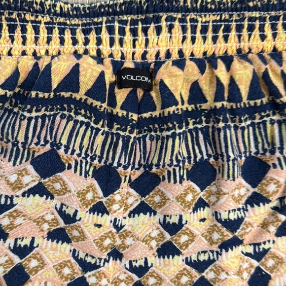 Volcom High Waist Blue and Yellow Patterned Shorts with Bohemian Trim. Size M. - Picture 4 of 5